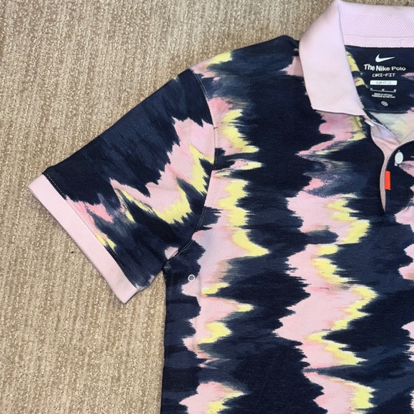 Nike Men's Size M Pink Foam Short Sleeve Polo Print Slim-Fit - Picture 4 of 11